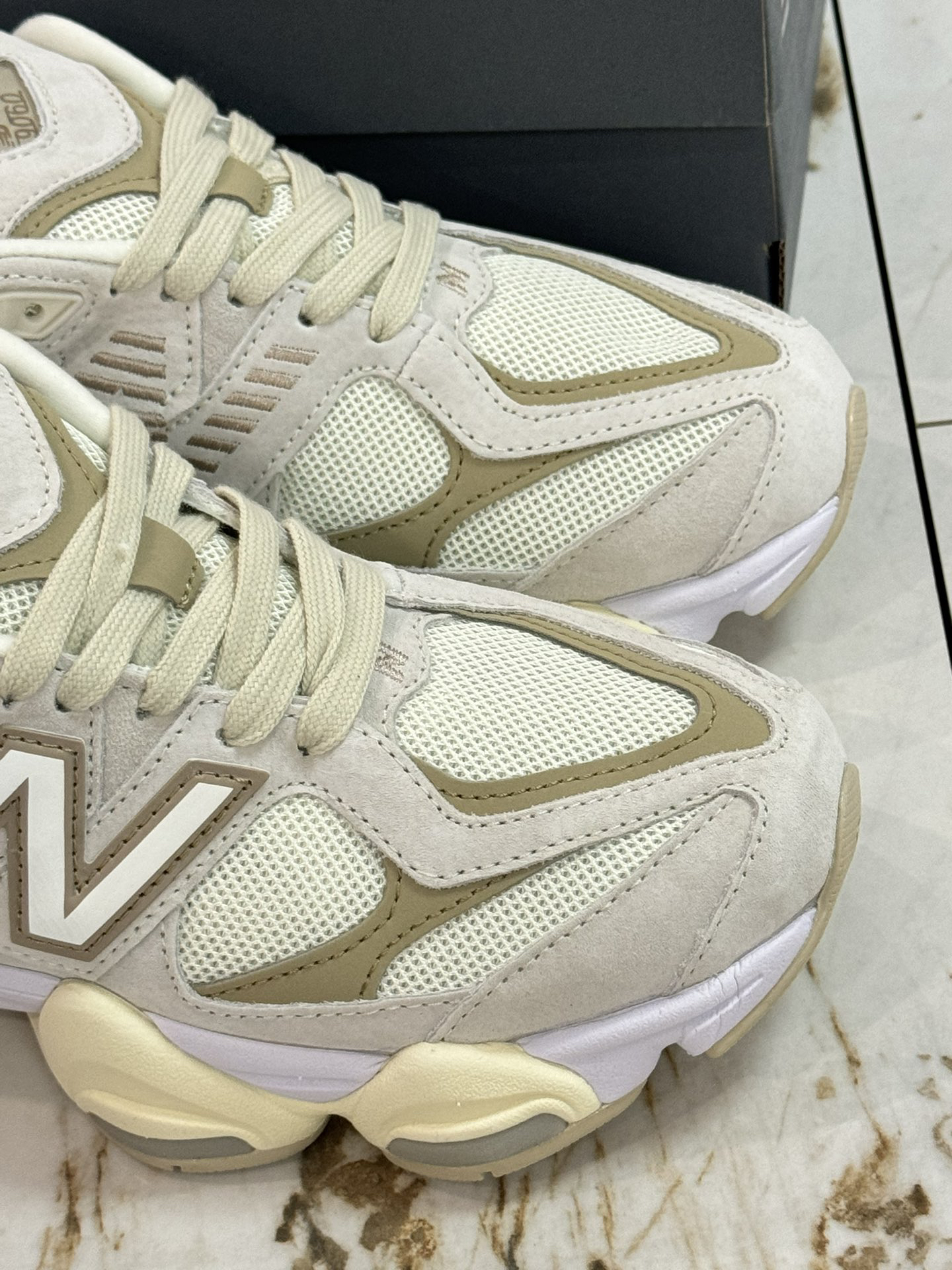 New Balance Sneakers-145