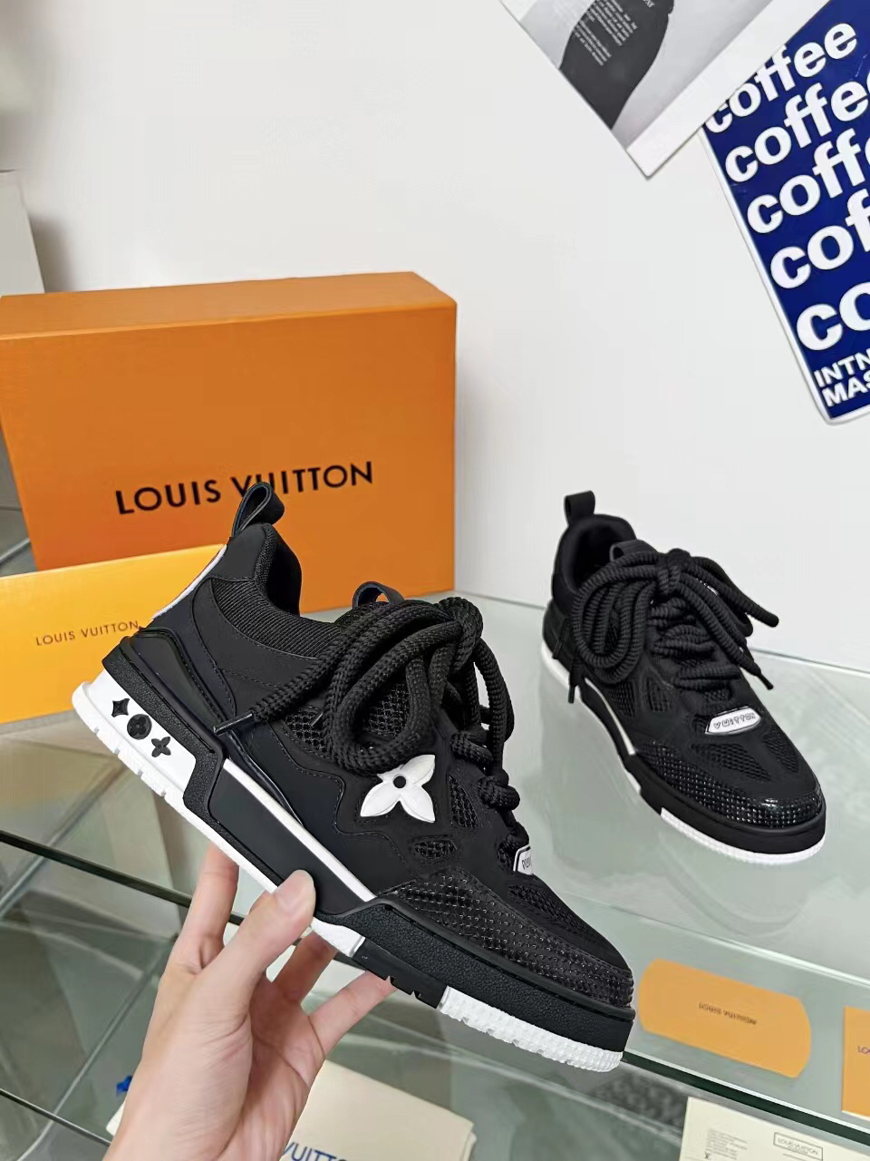 Lv Sneakers-38