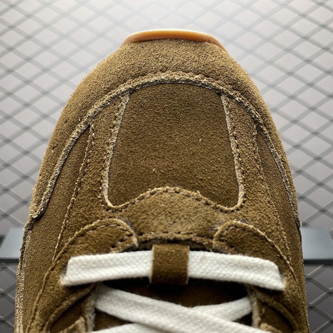 New Balance Sneakers-59