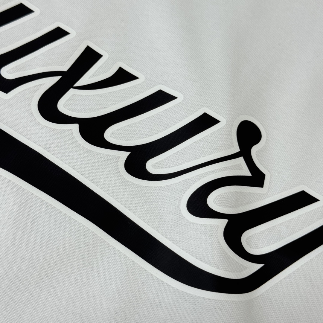 Balenciaga clothing-17