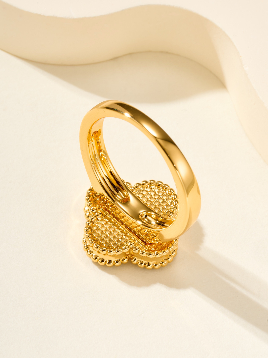 Van Cleef & Arpels ring-9