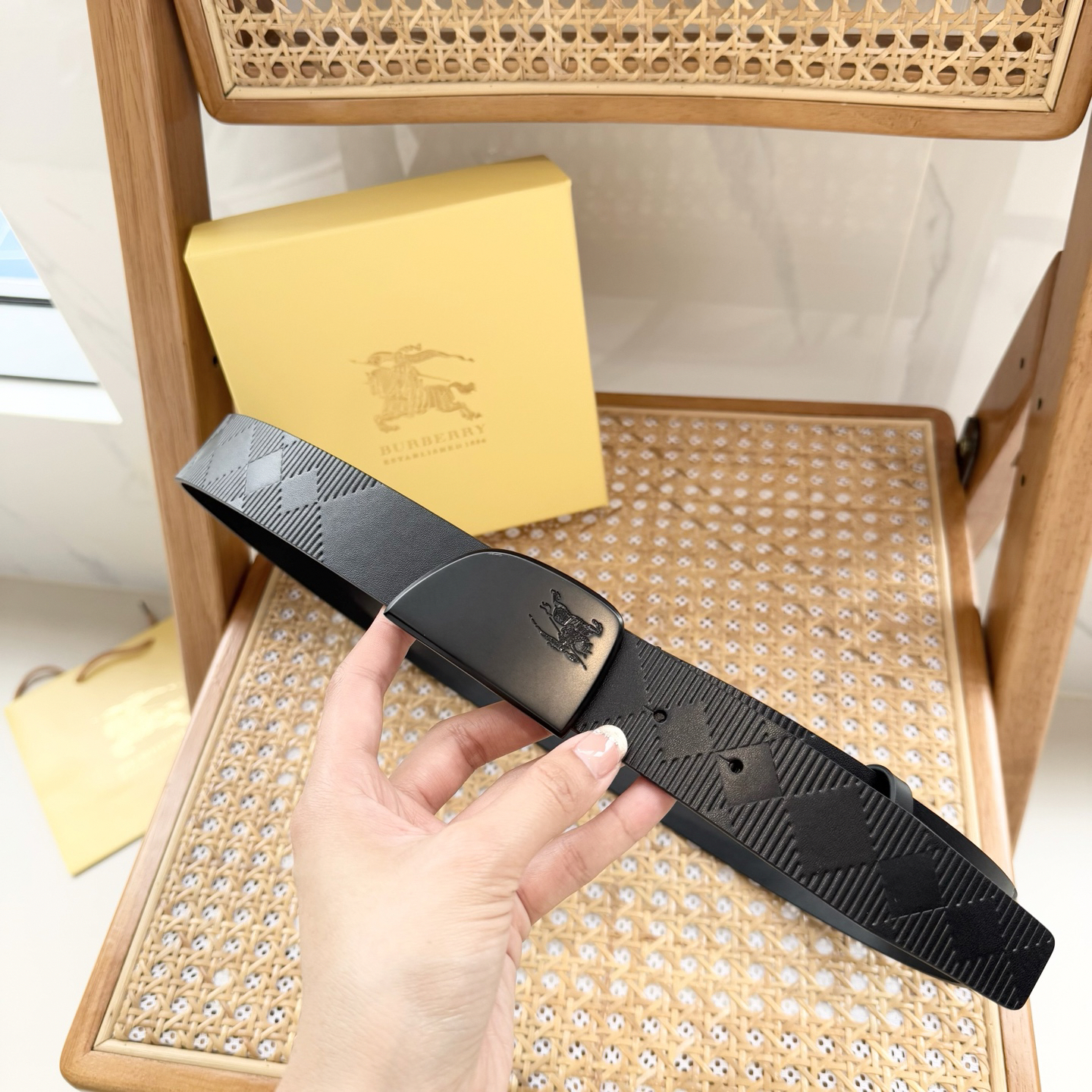 Burberry belt-69