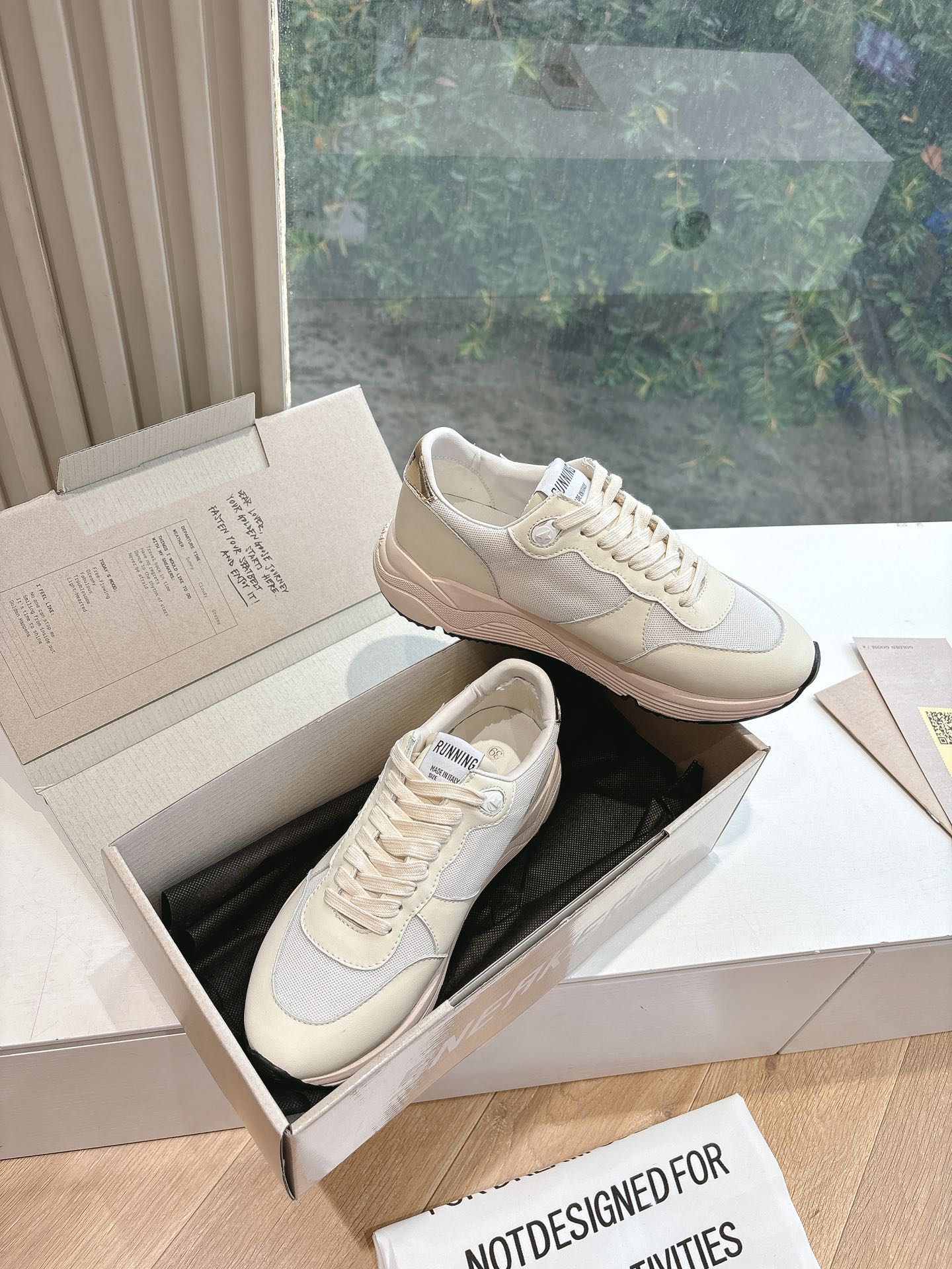 Golden Goose Sneakers-19