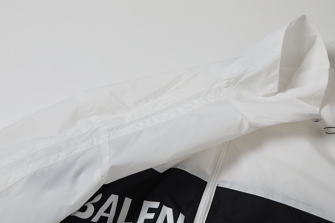 Balenciaga Clothing-324