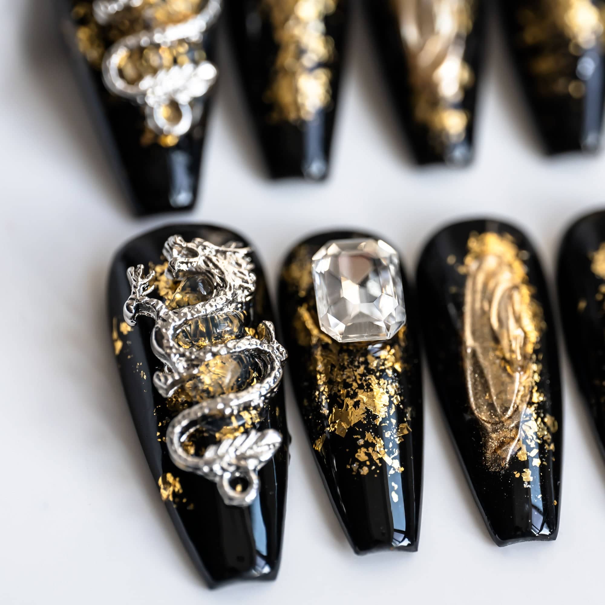 Dragon's Glow Press On NailsDragon's Glow Press On Nails - SAYEGIRLS