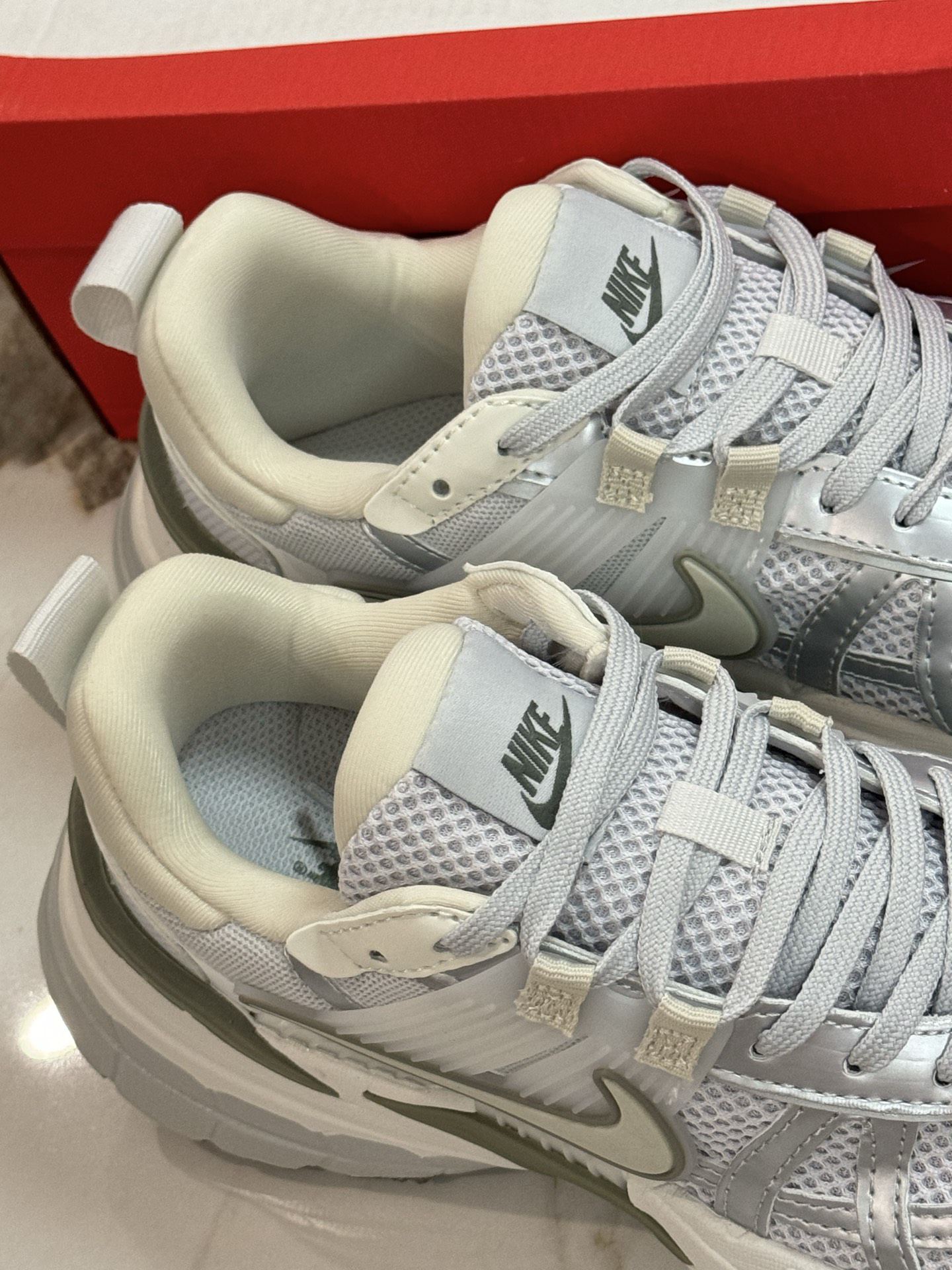 Nike Sneakers-243