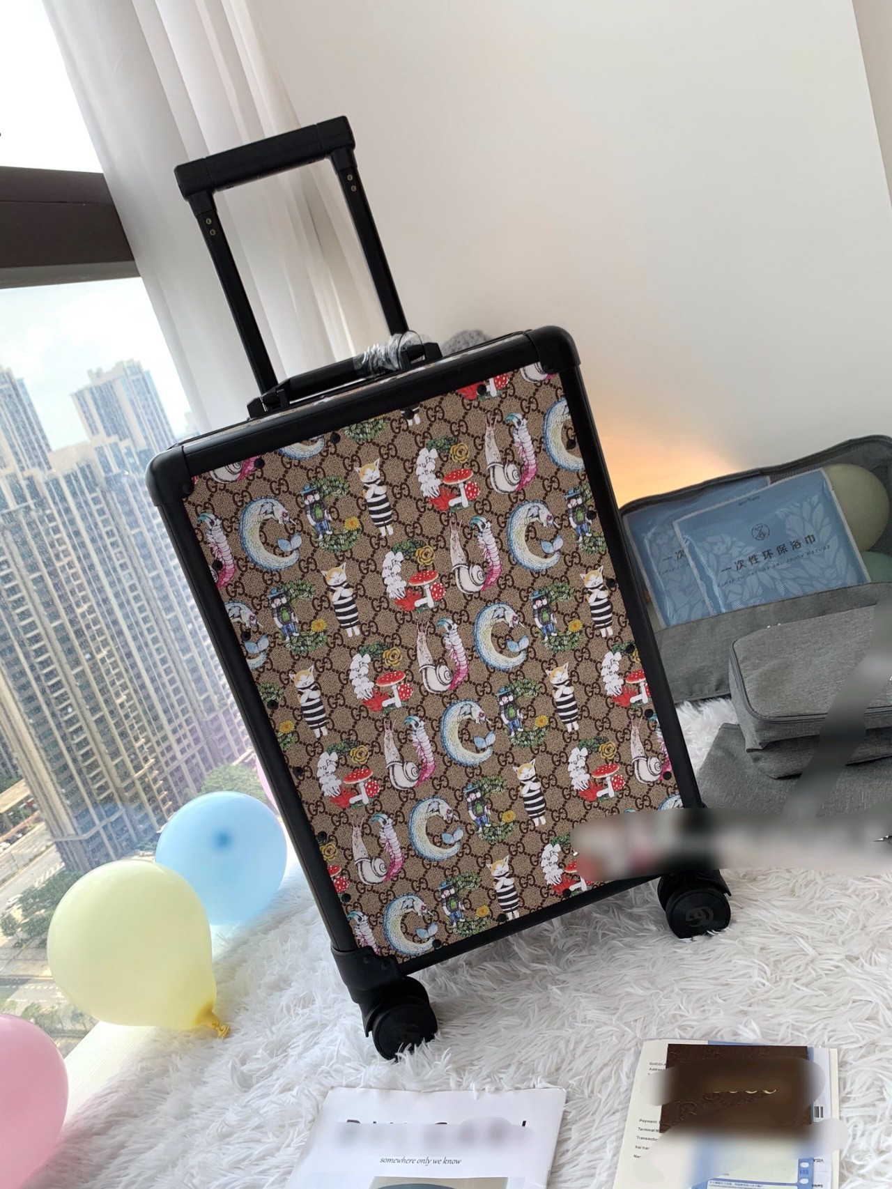 Gucci luggage-28