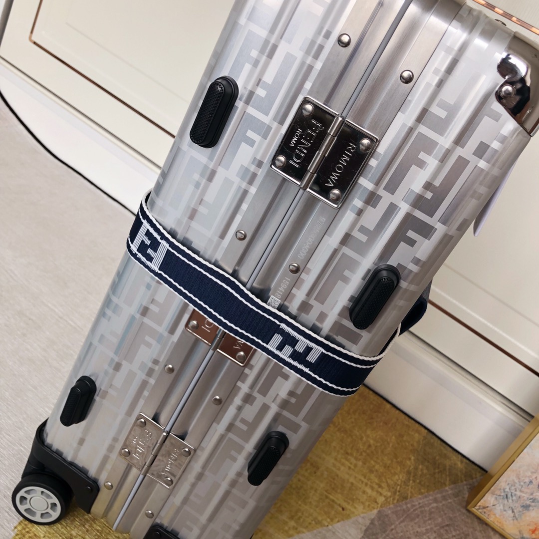 Fendi luggage-22