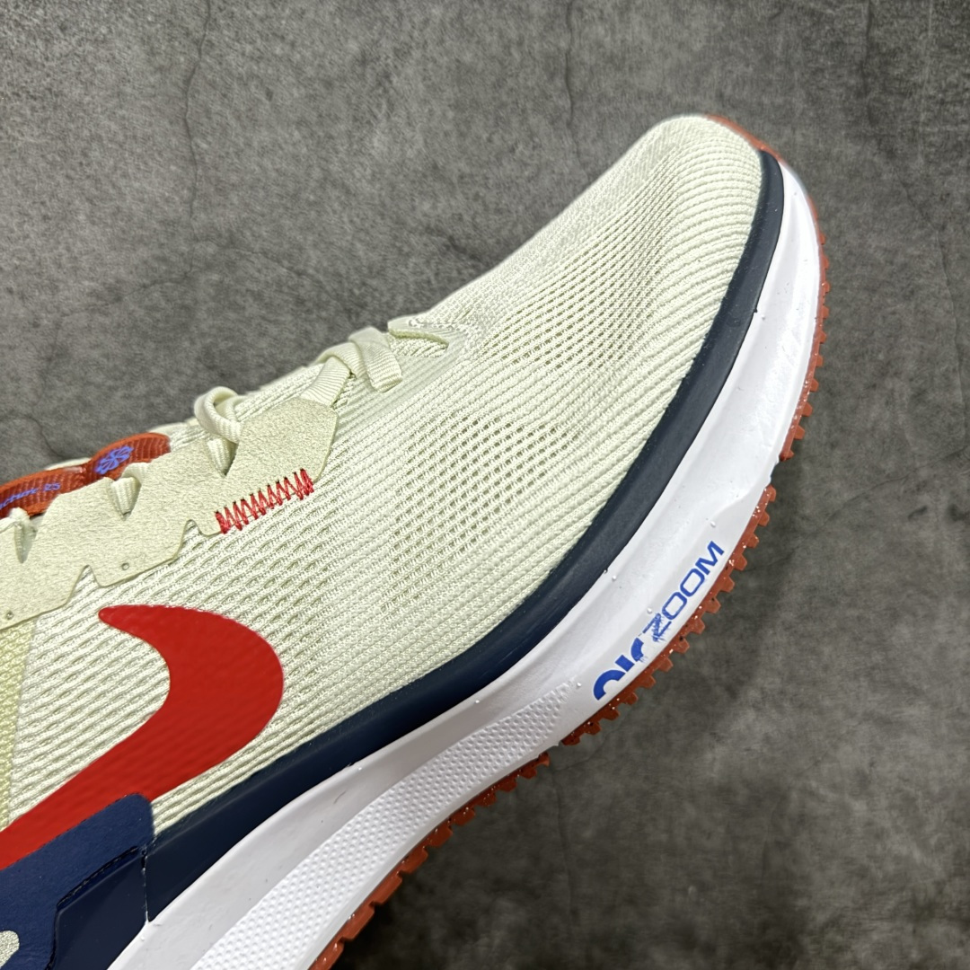 Nike Sneakers-179