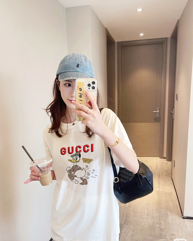 Gucci clothing-228