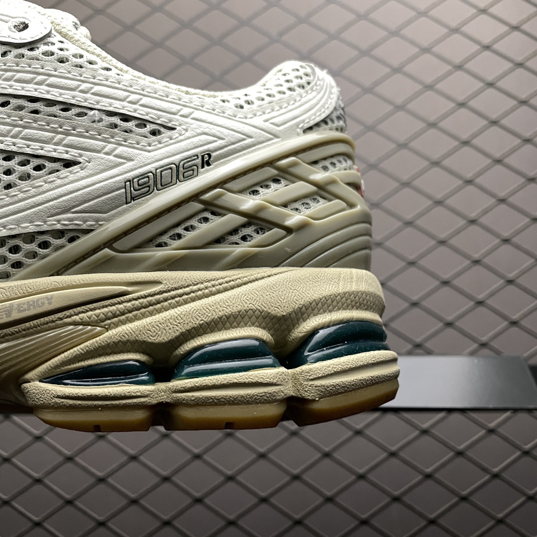 New Balance Sneakers-69