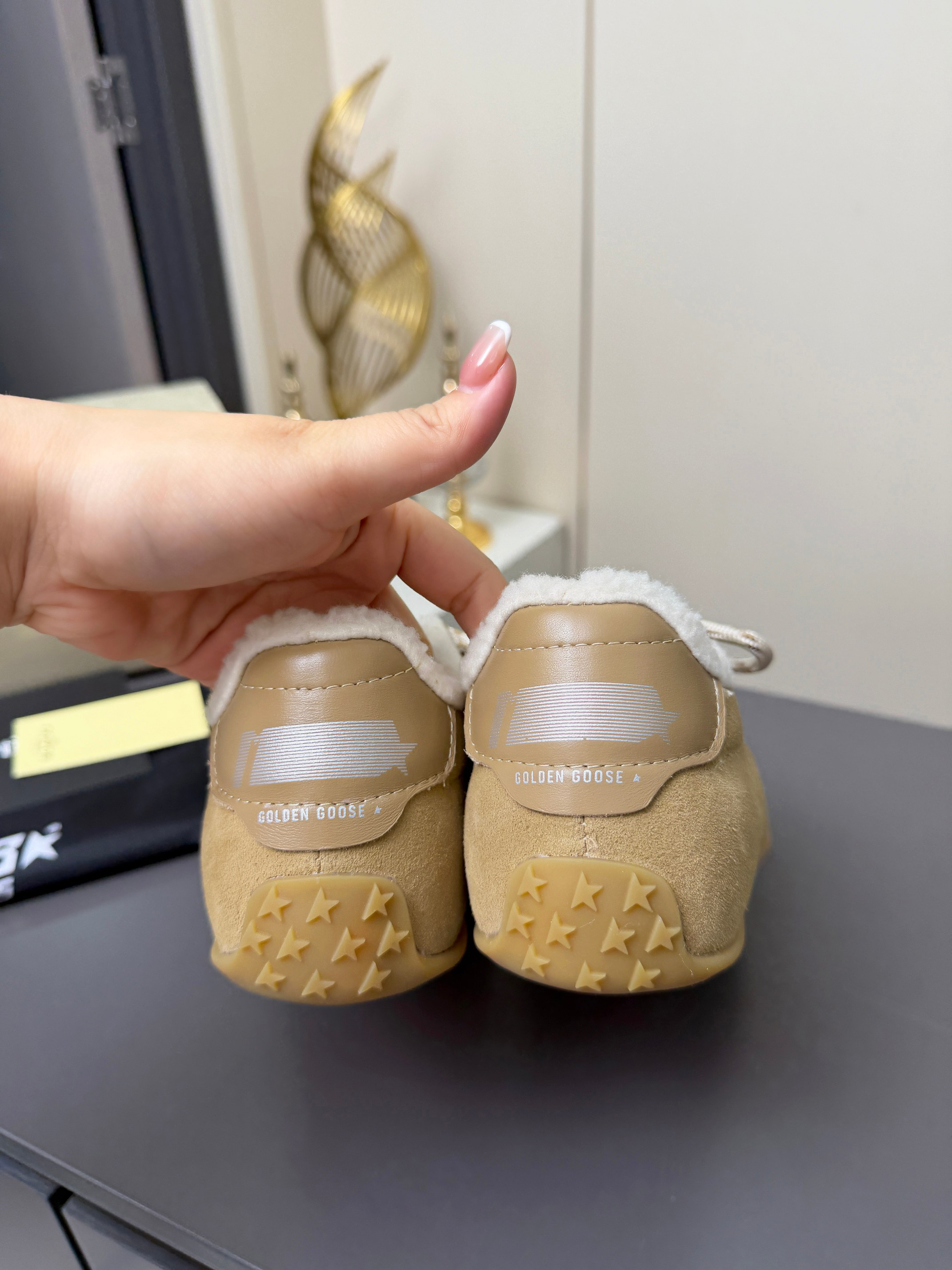 Golden Goose Sneakers-27