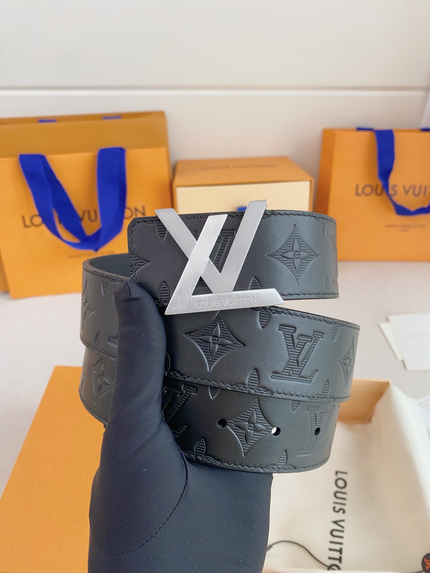 Lv belt-114