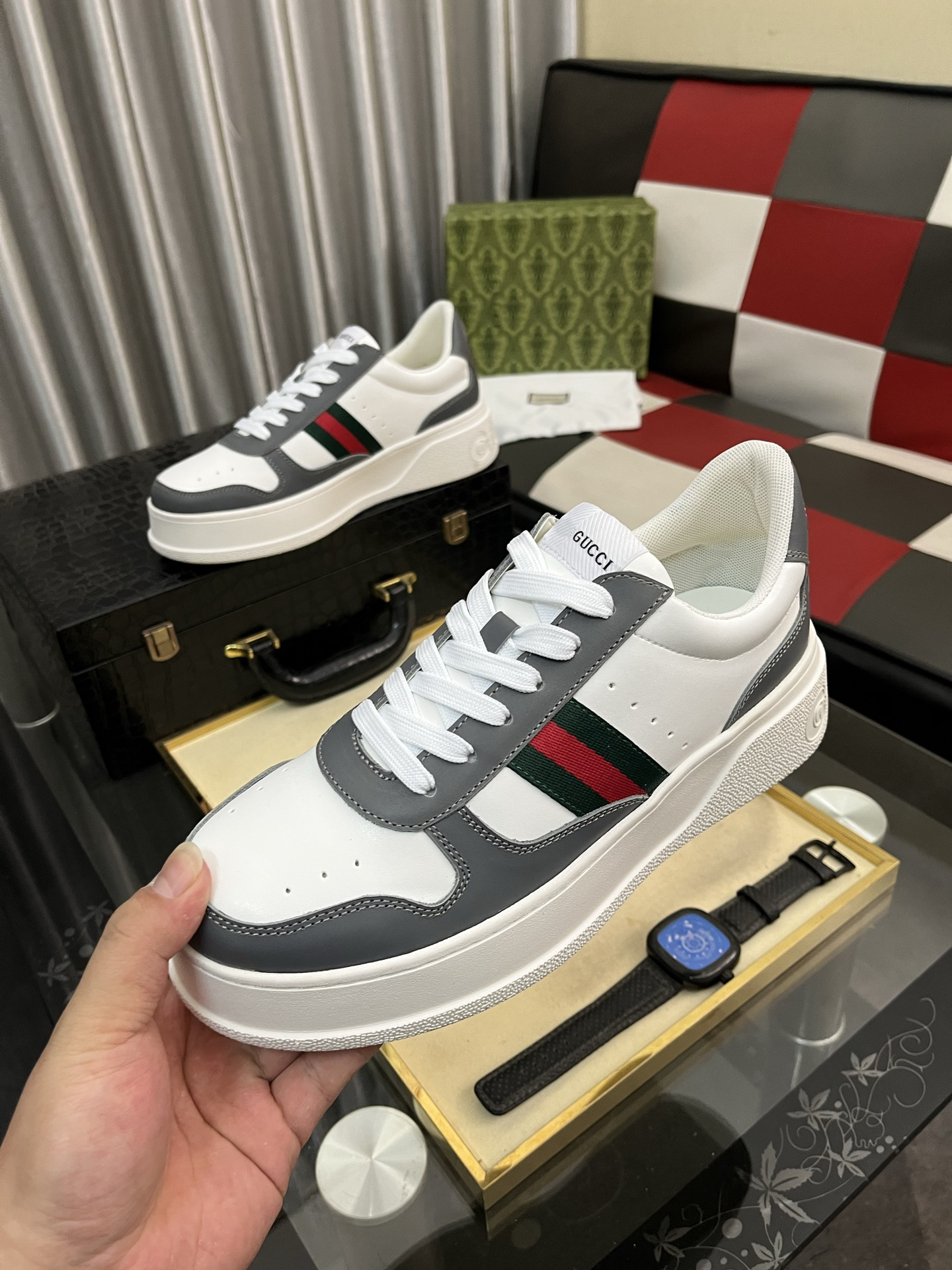 Gucci Sneakers-102
