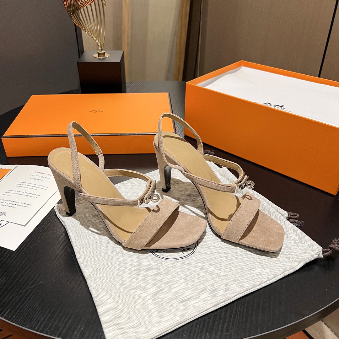 Hermes Summer footwear