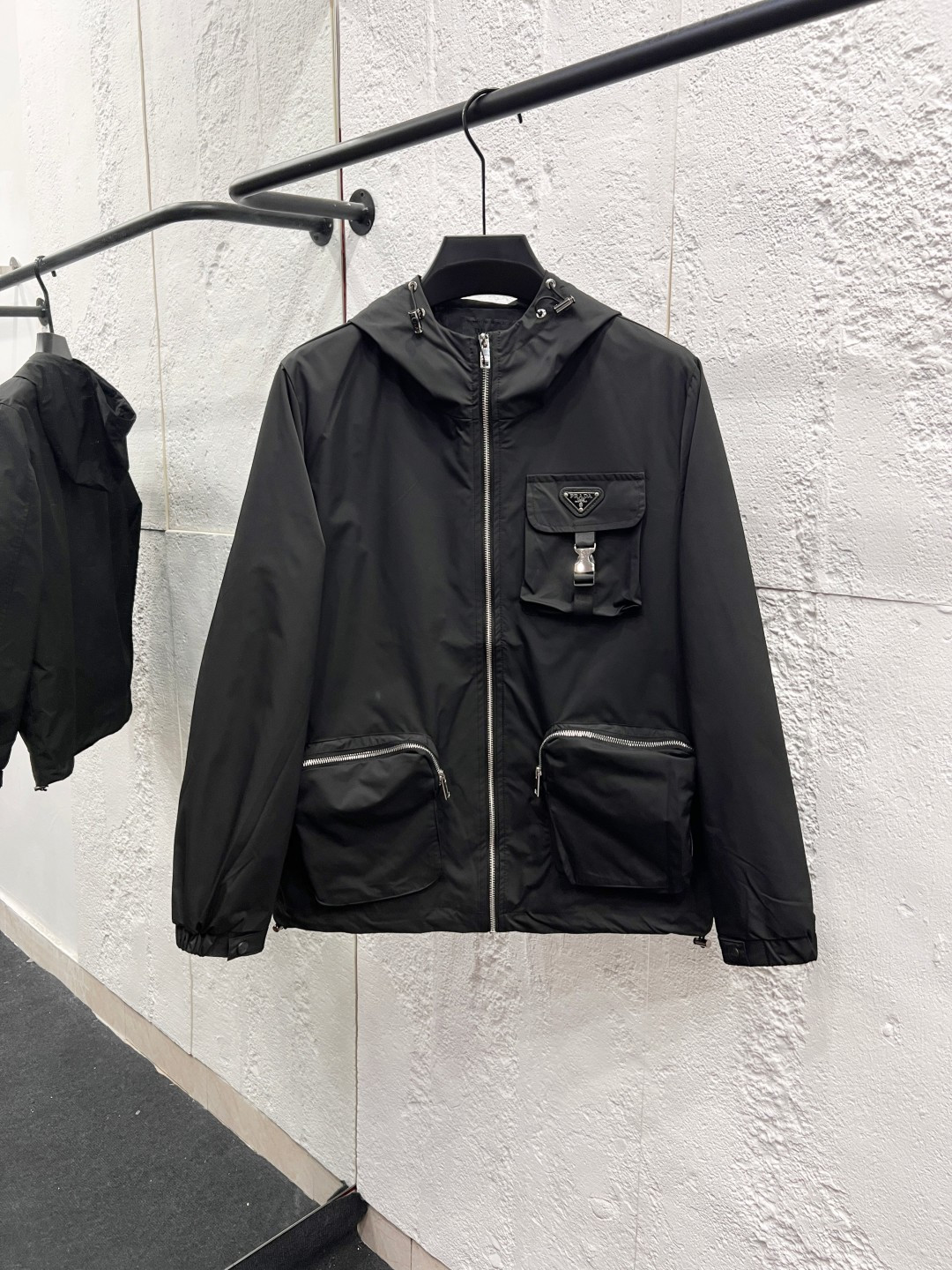 Prada Clothing-318
