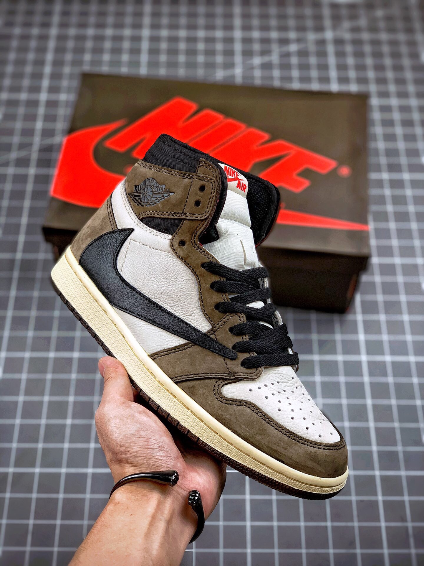 Nike Sneakers-322