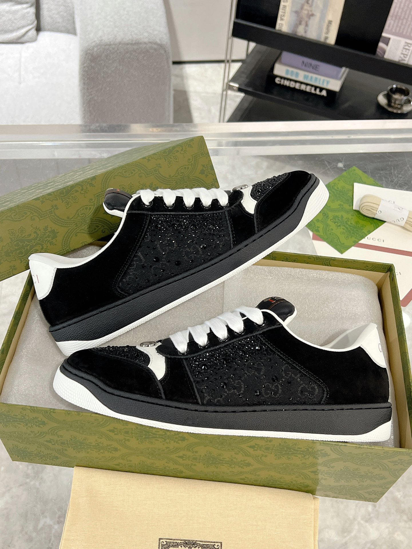 Gucci Sneakers-4
