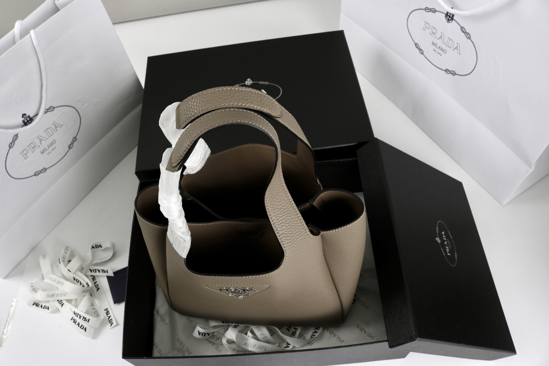 Prada Hot New Product-87