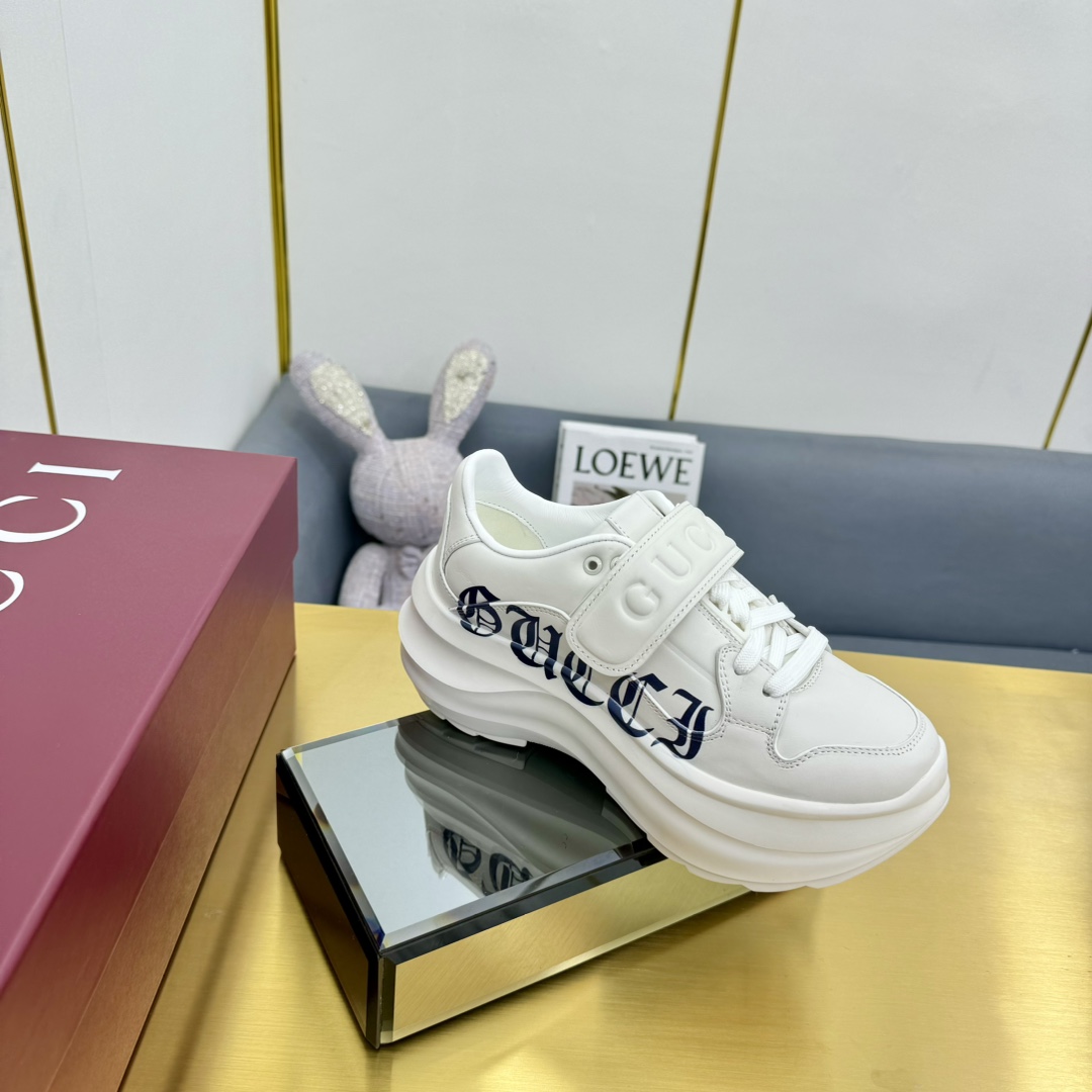 Gucci Sneakers-62