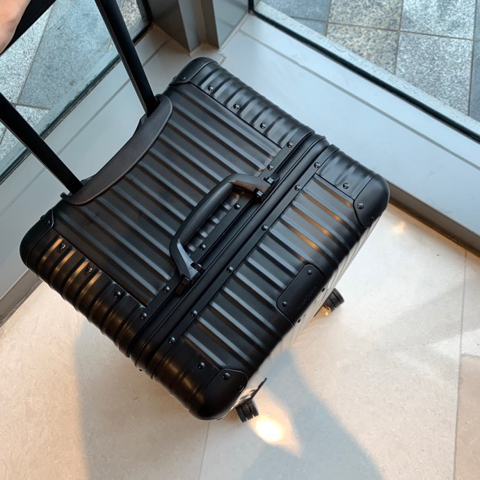 RIMOWA luggage-7