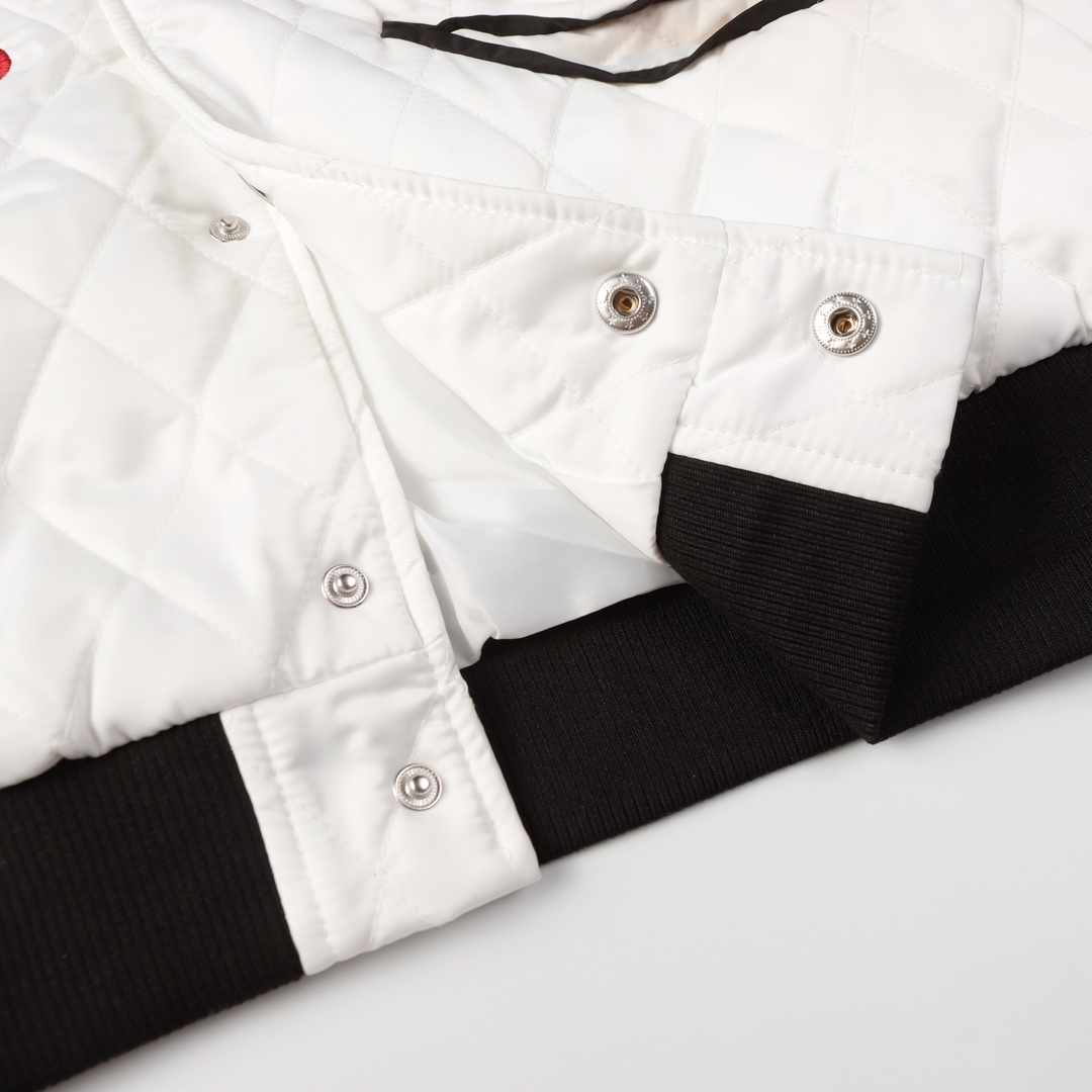 LV Clothing-273