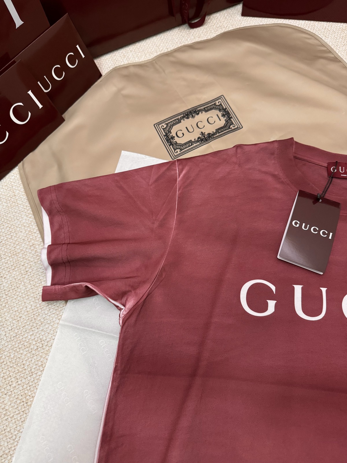 Gucci clothing-5