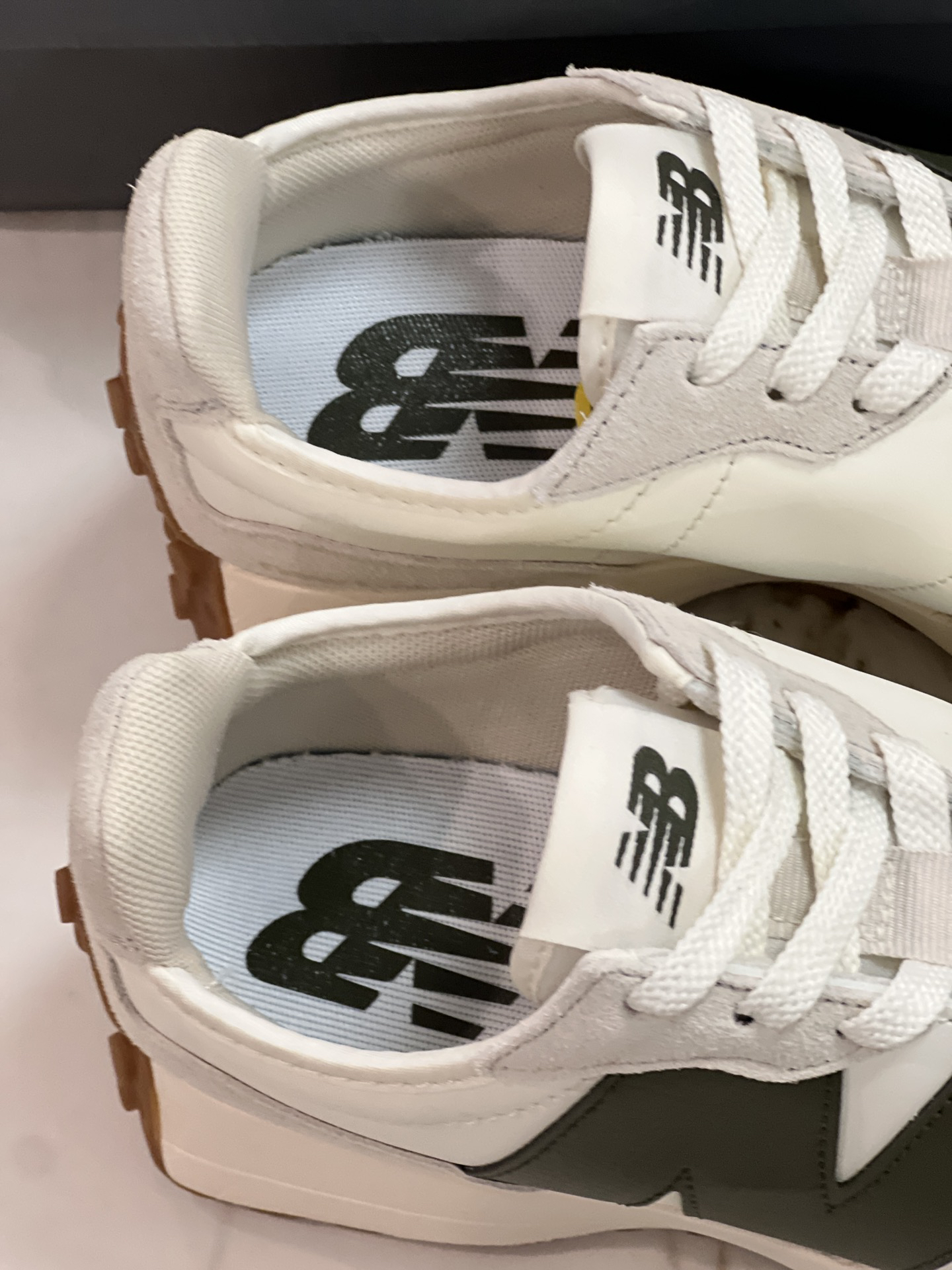 New Balance Sneakers-142