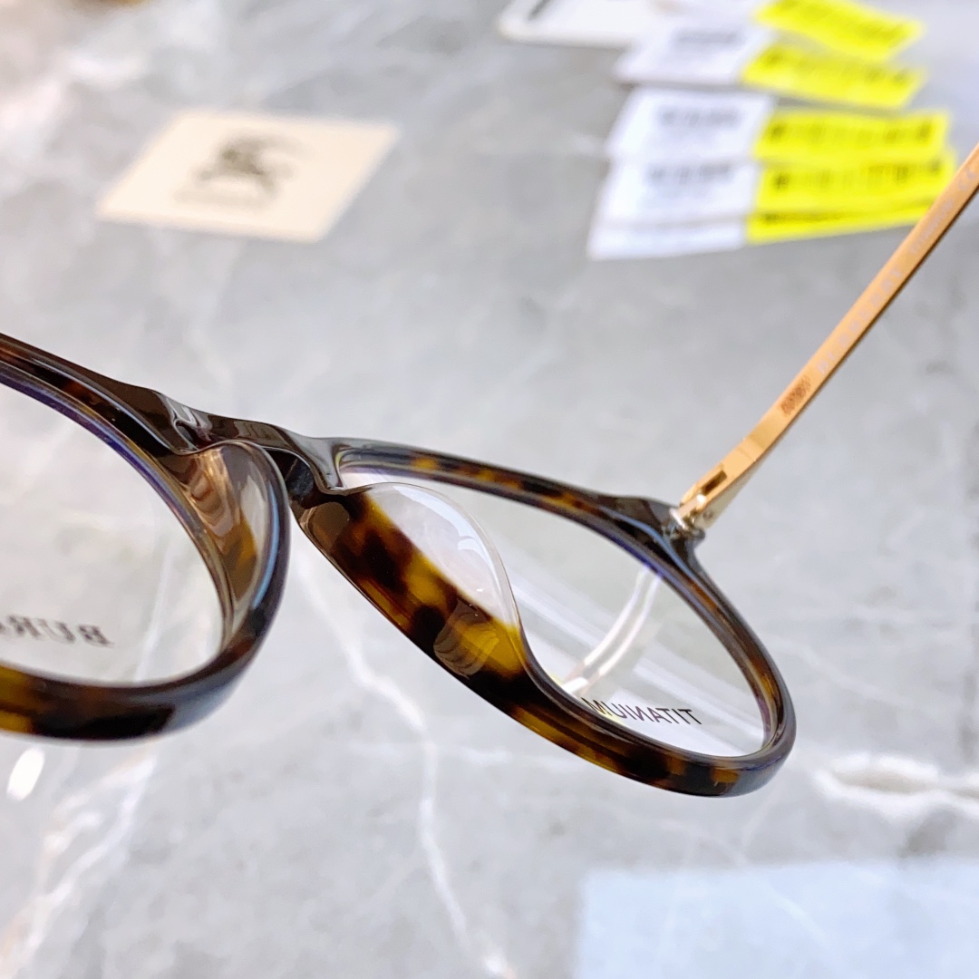 Burberry glasses-29