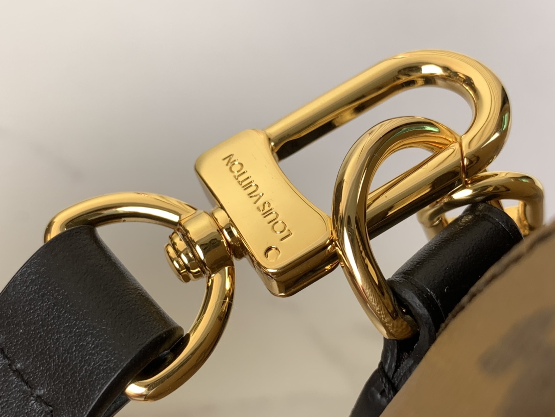 Louis Vuitton Hot New Product-57