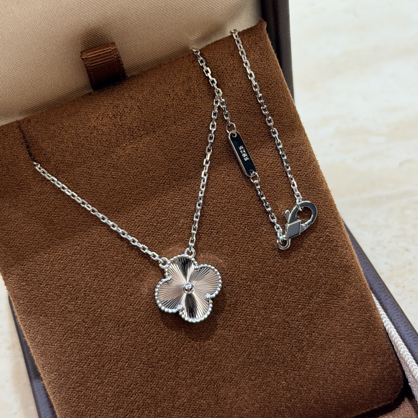 Van Cleef & Arpels necklace-126