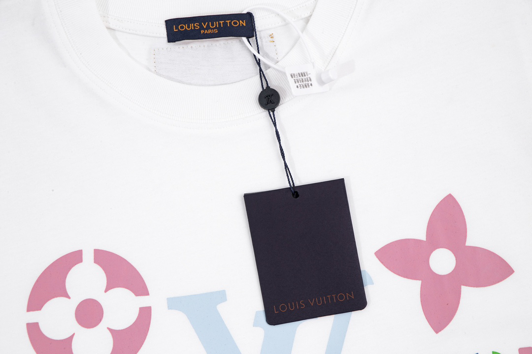 LV clothing-65