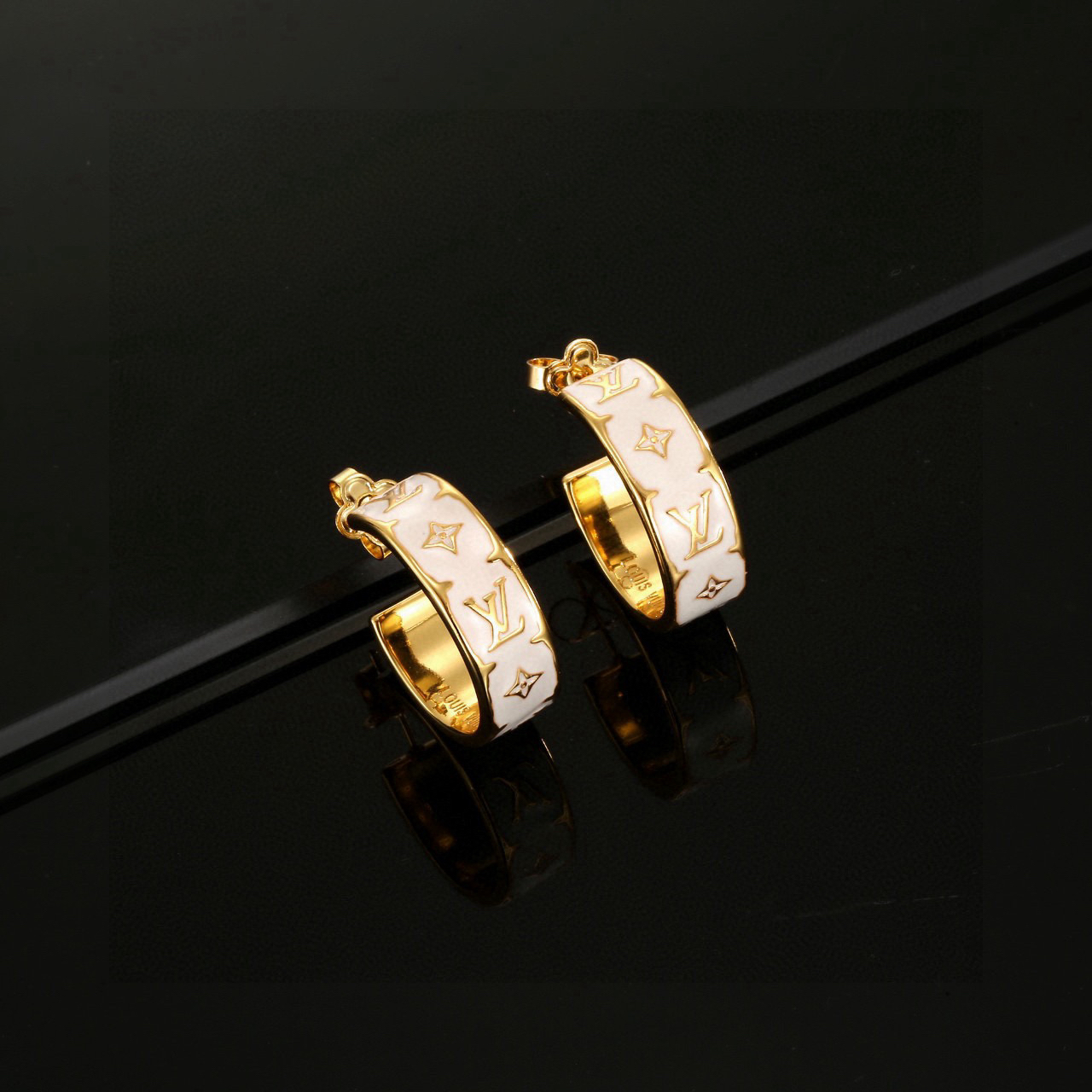 LV earrings-37