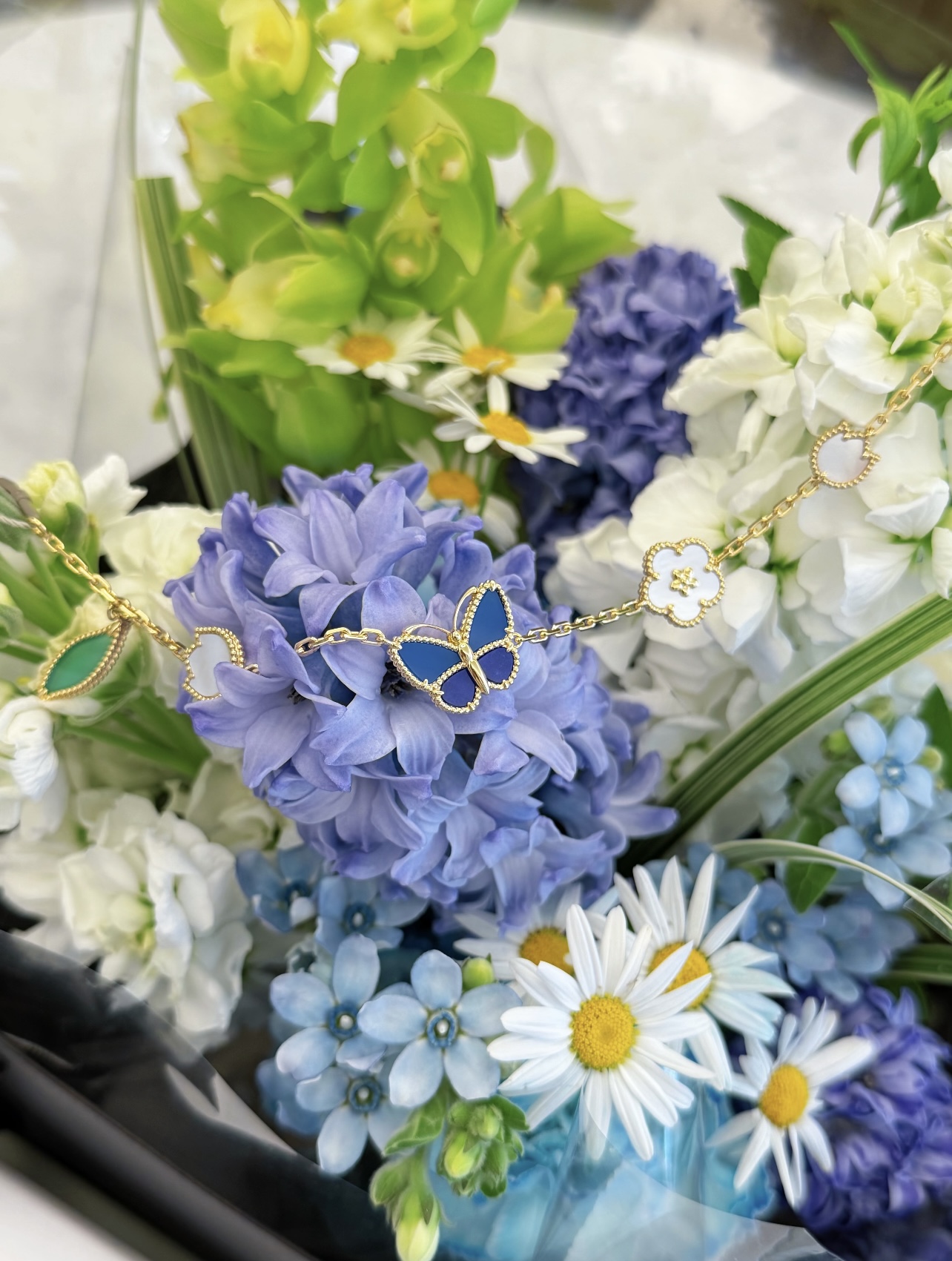 Van Cleef & Arpels Bracelet-9