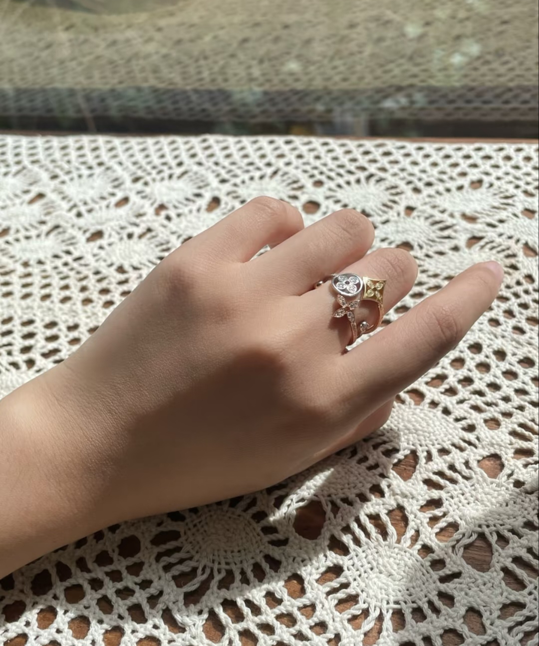 LV ring-53