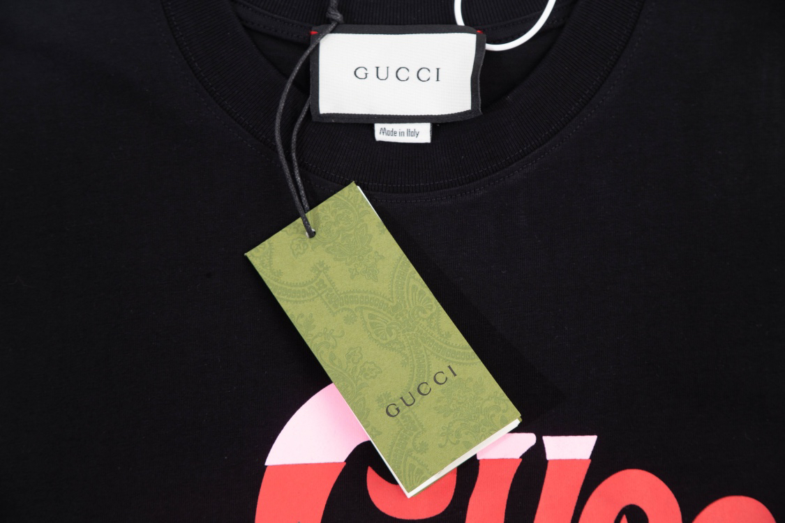 Gucci clothing-91