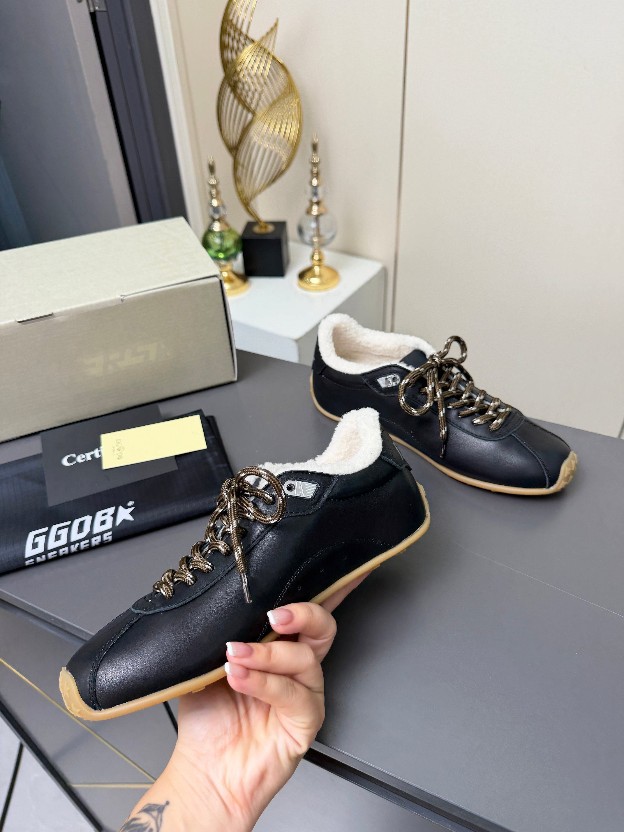 Golden Goose Sneakers-28