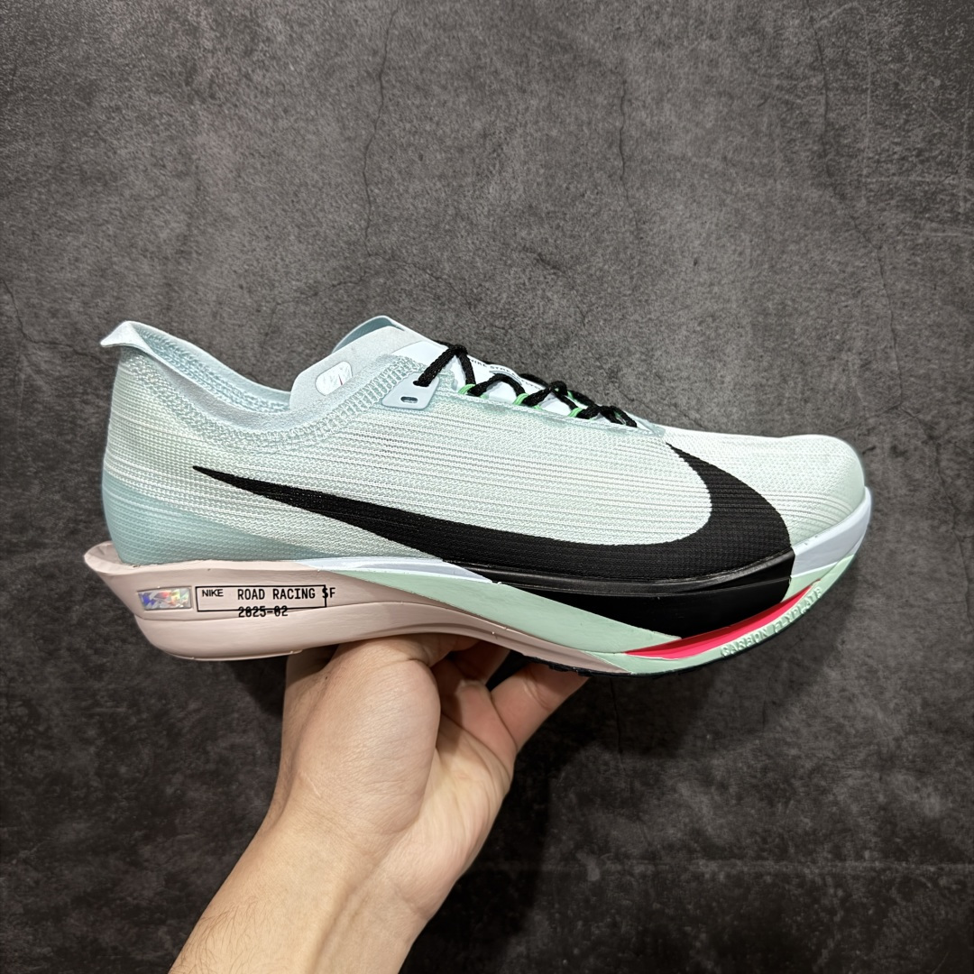 Nike Sneakers-101
