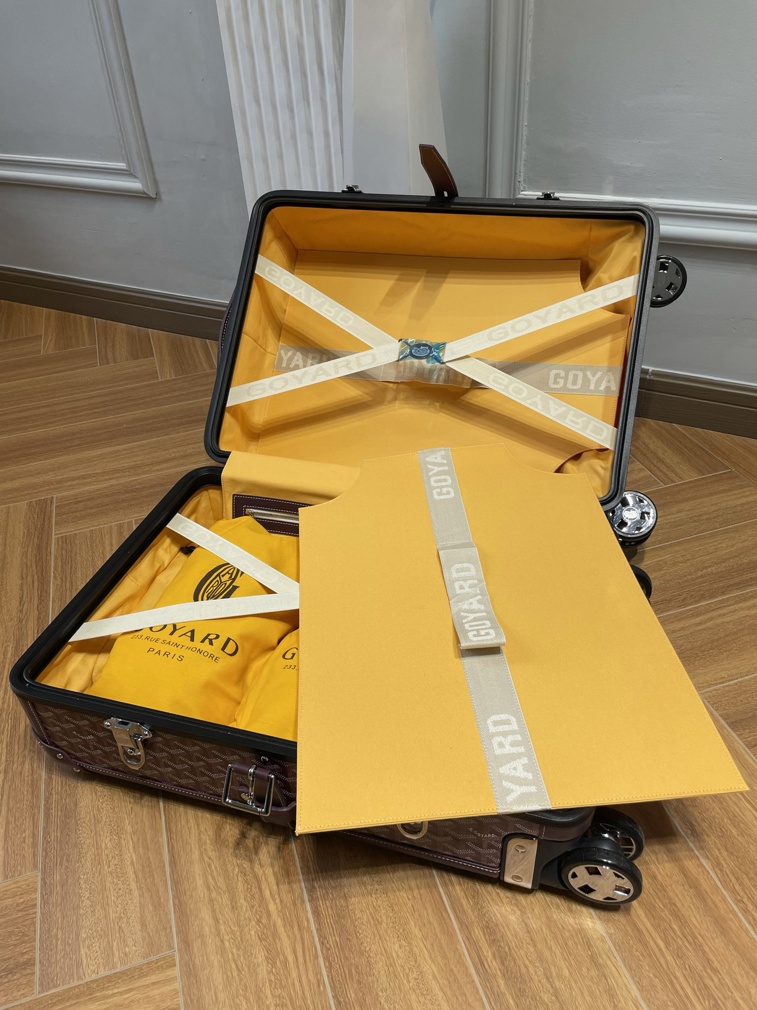 Goyard luggage-33