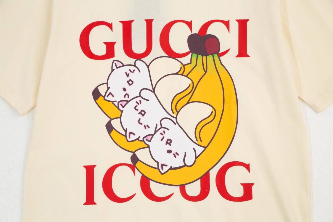 Gucci clothing-49