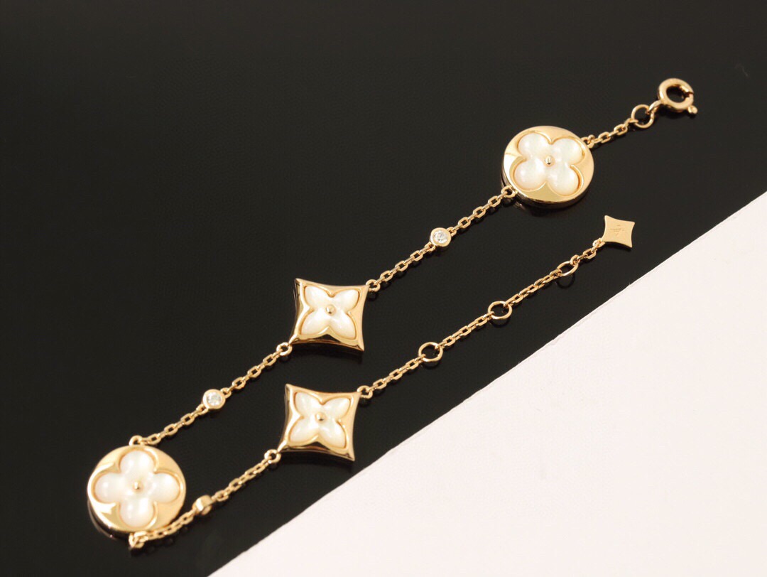 LV Bracelet-42