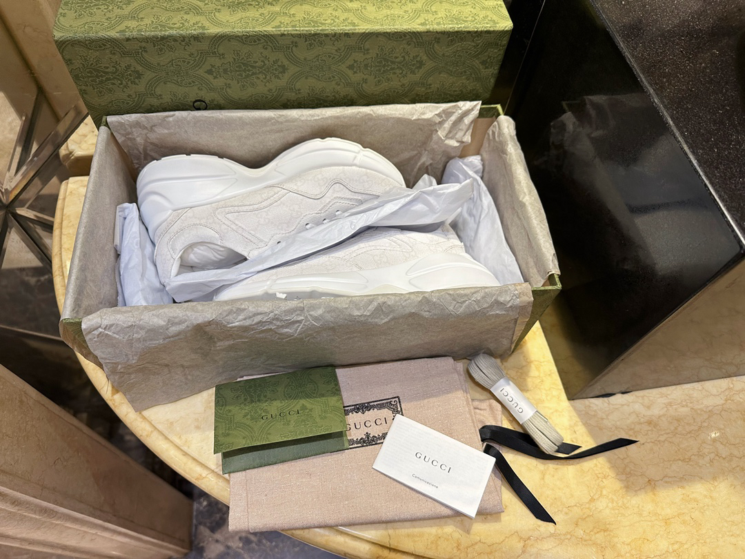 Gucci Sneakers-92