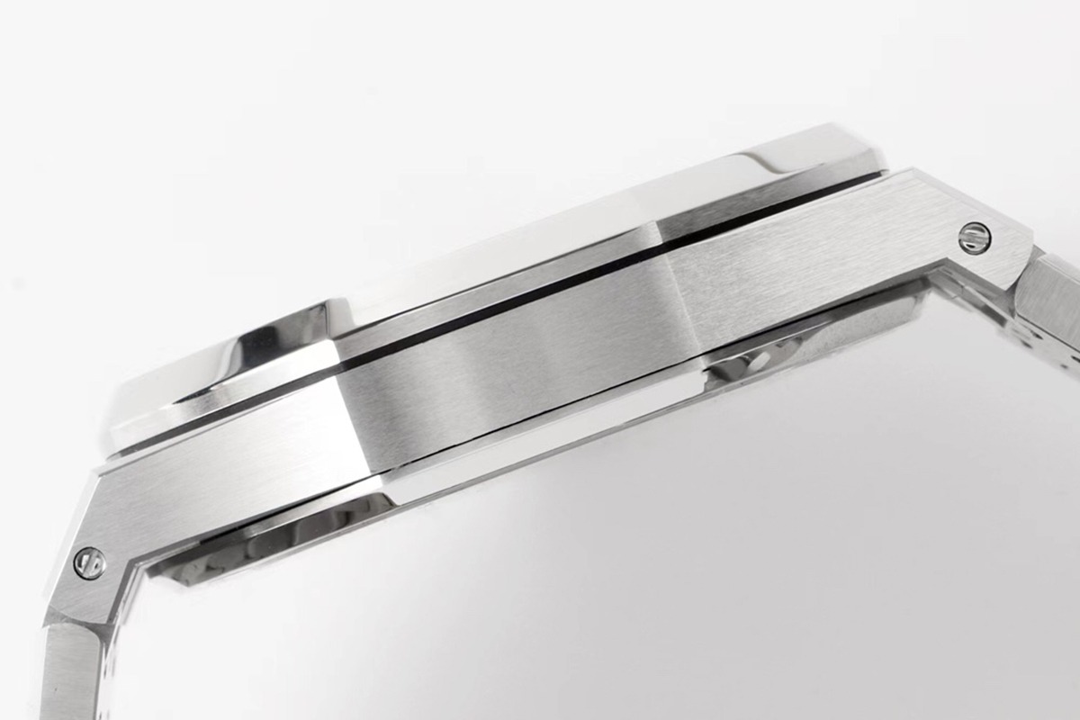 Royal Oak 50th Anniversary 41 mm, Gray Ref. 15510ST.OO.1320ST.05