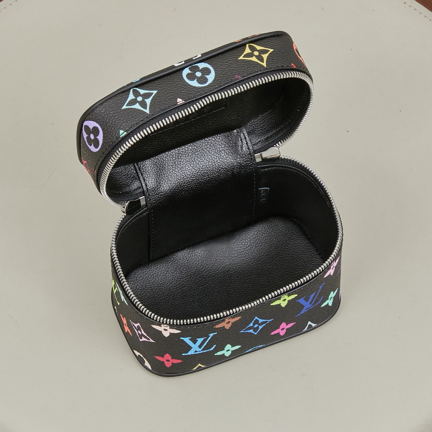 Louis Vuitton Hot New Product-61