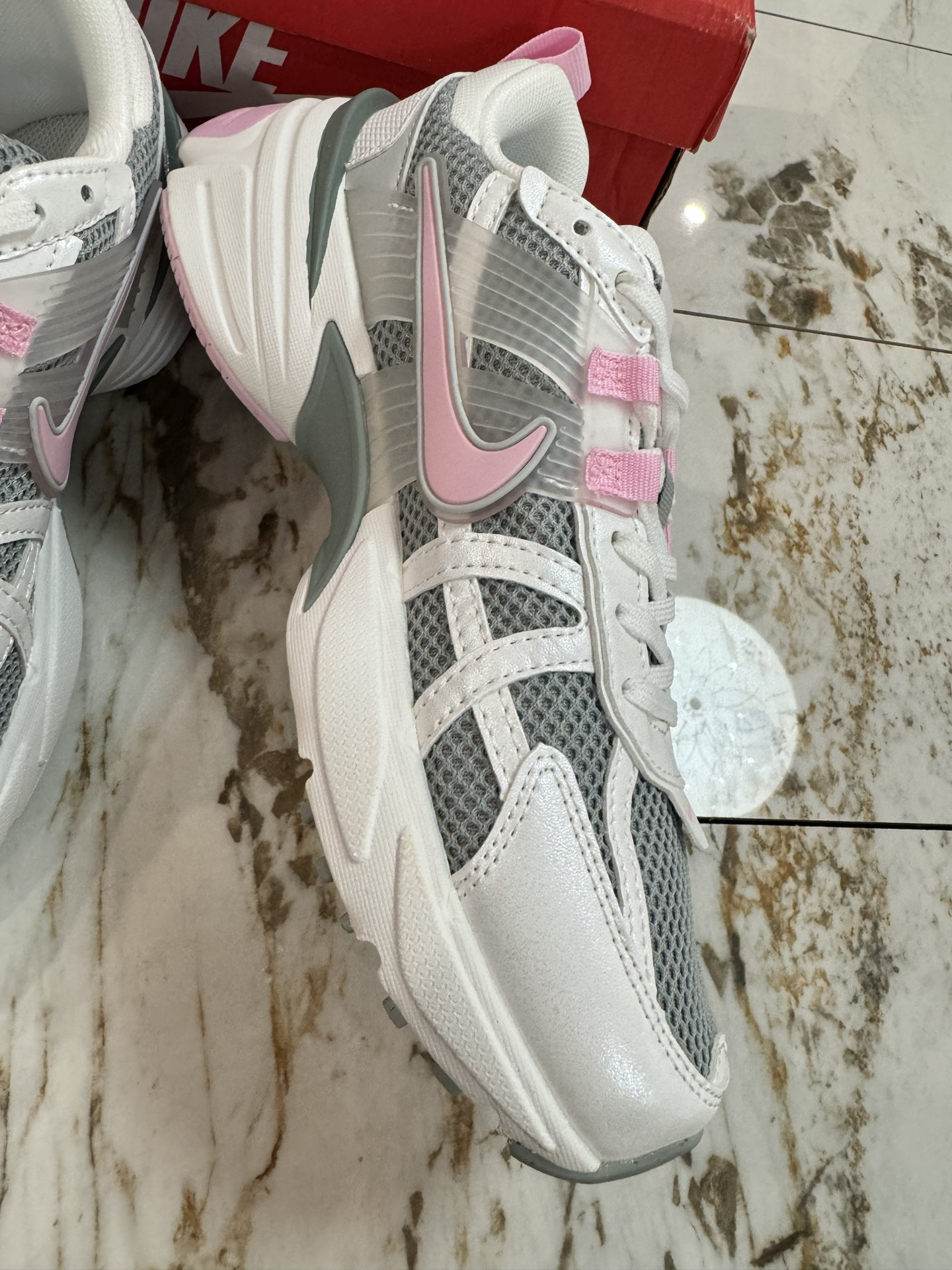 Nike Sneakers-246