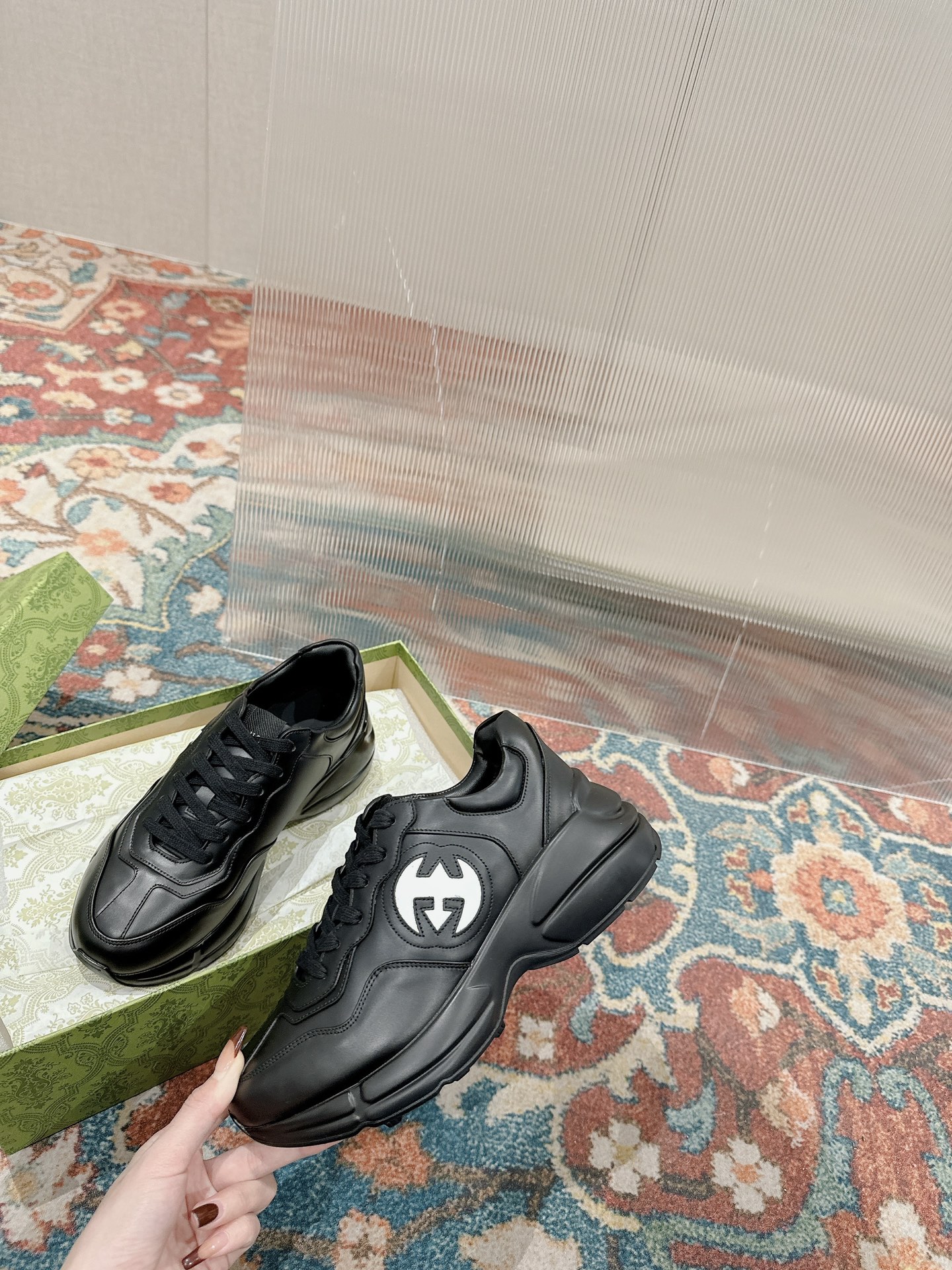Gucci Sneakers-123