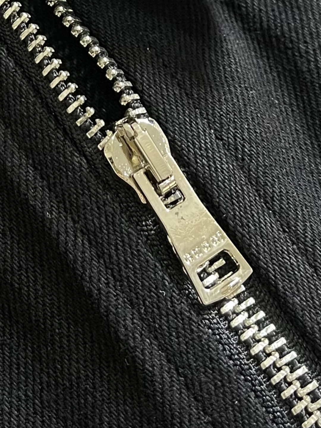 Gucci Clothing-300