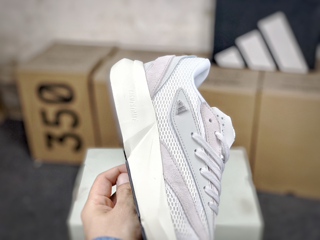 Adidas Sneakers-250