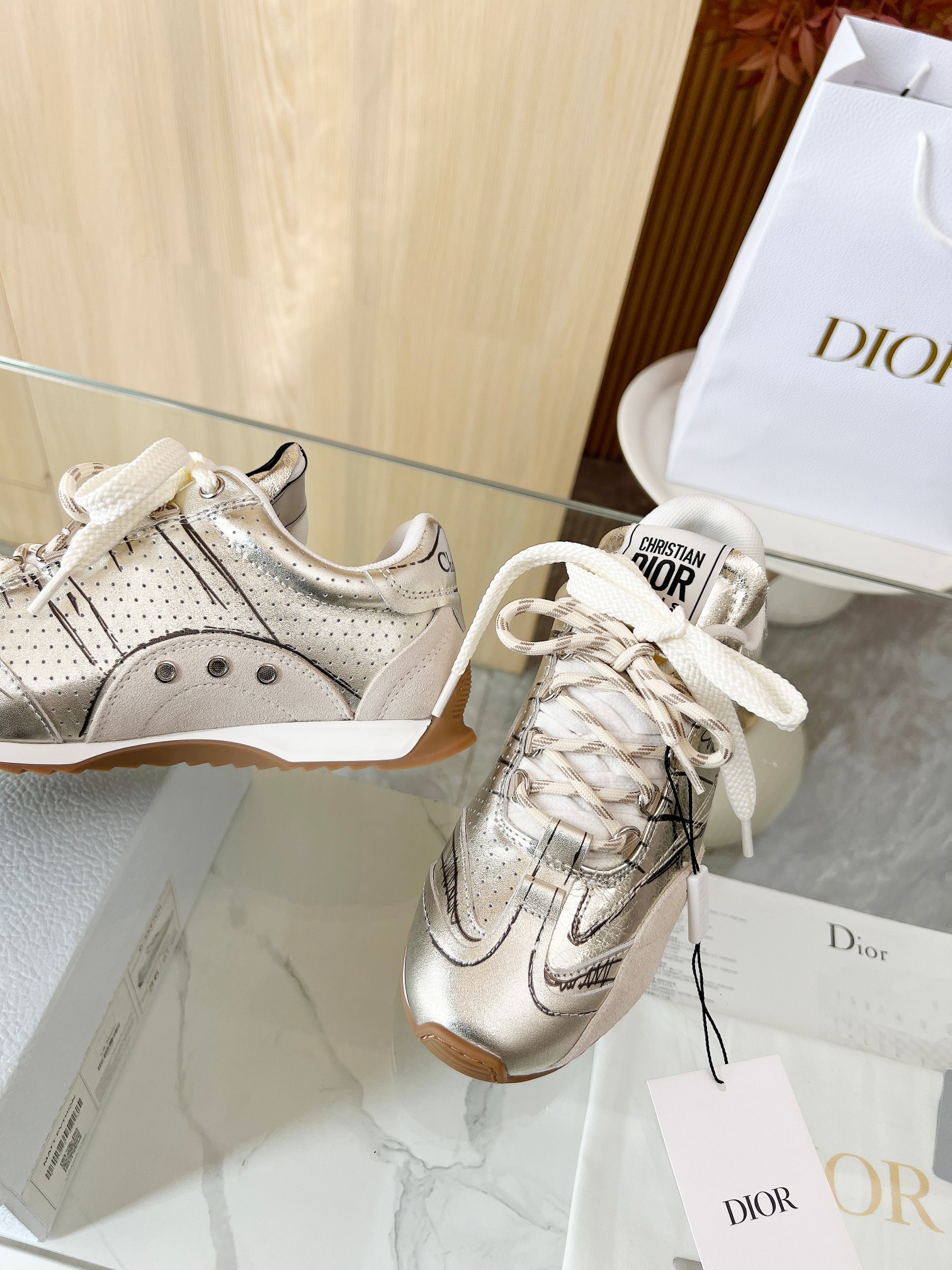 Dior Sneakers-158