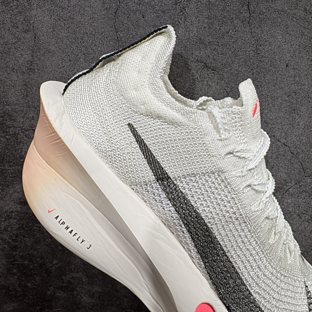 Nike Sneakers-160